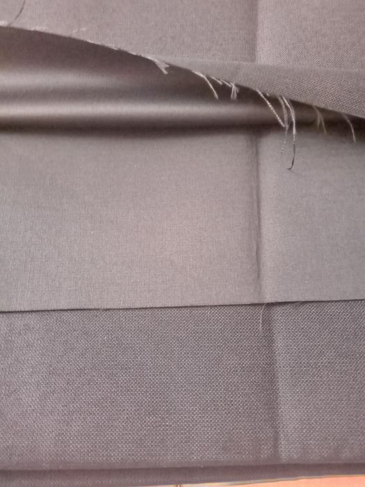 Stofa neagra pentru costum