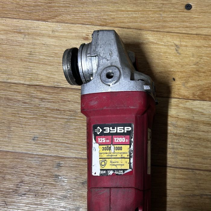 Продам болгарку зубр 125