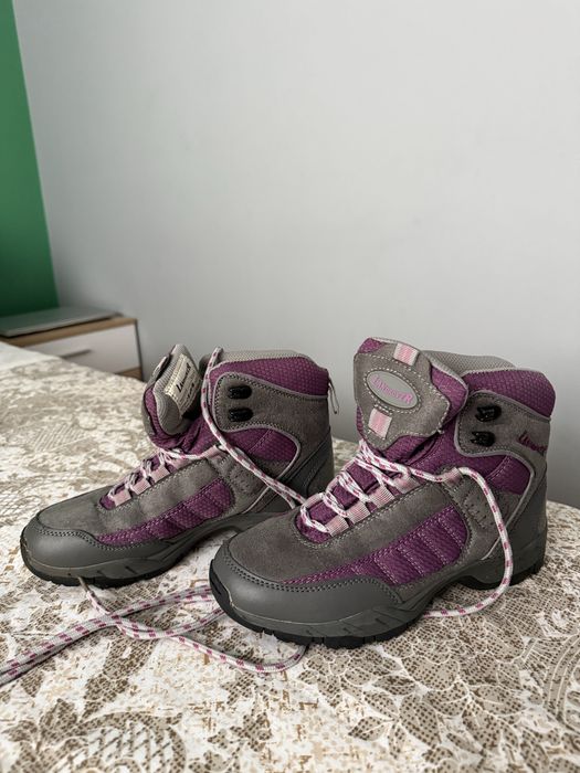 Туристически обувки Landrover