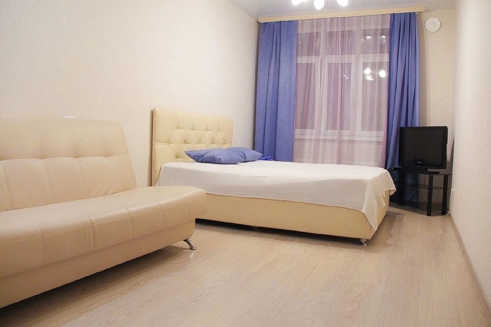 1комнатная квартира посуточно/почасам момышулы