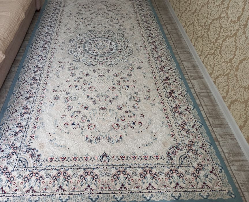 Продам ковёр хорошем состоянии