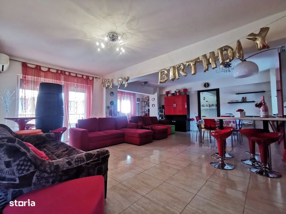 De vânzare apartament 3 camere statiunea Mamaia, zona Butoaie