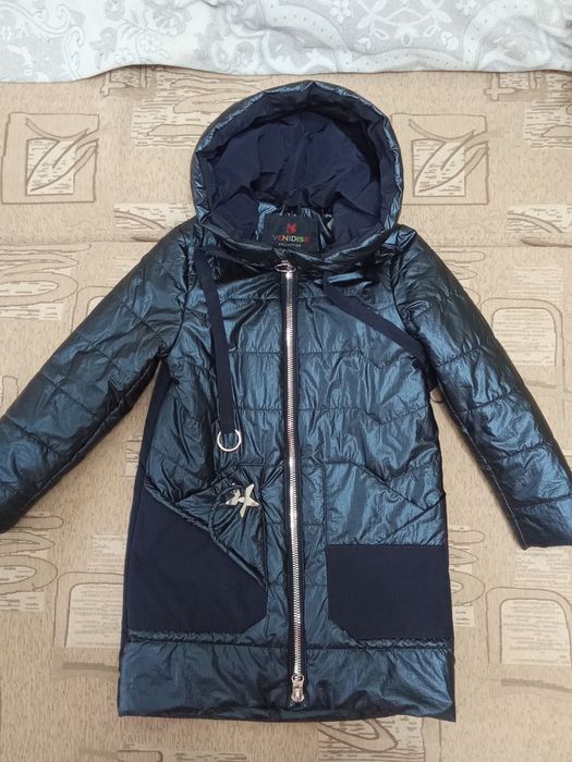 Пальто демисезонное на девочку рост 116-122