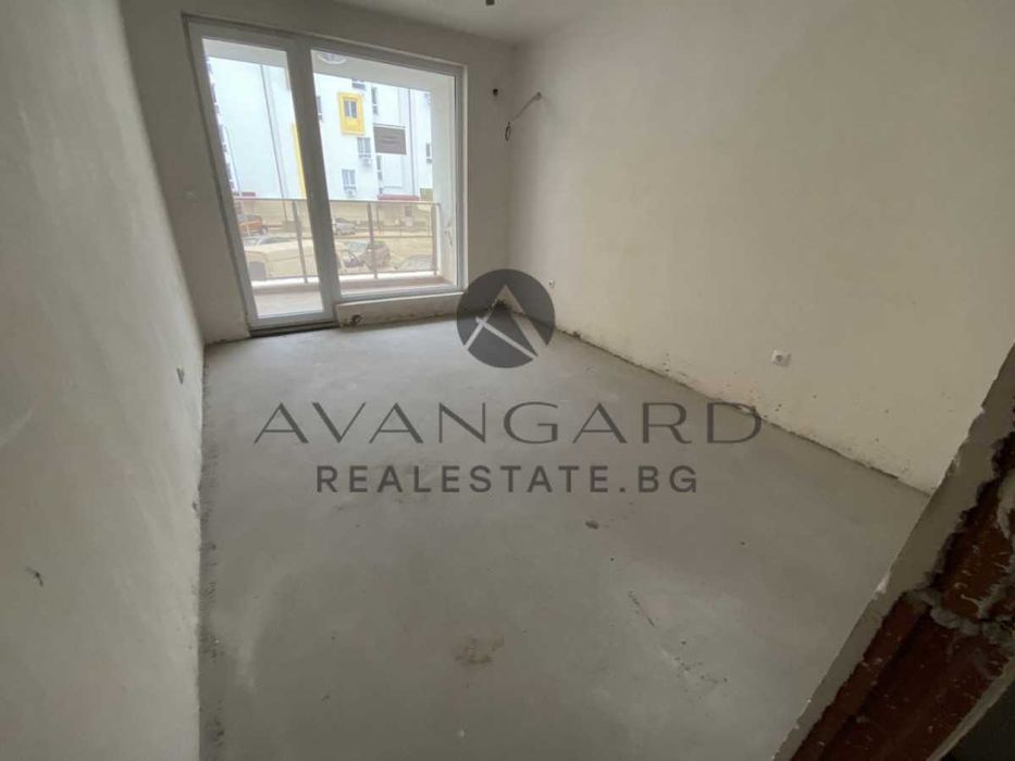 Продава се Двустаен апартамент в Пловдив, Център - 84 кв.м за 1191 €/кв.м - Снимка #2