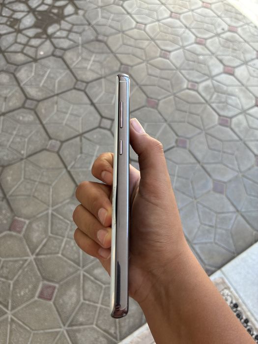 Samsung s10+ б/у