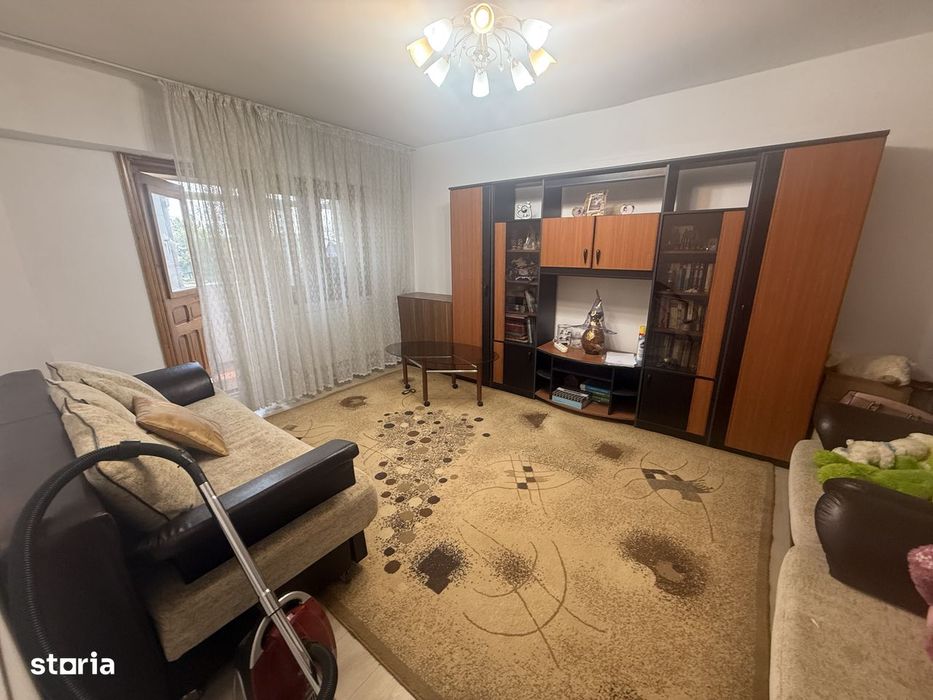 Închiriere 2 decomandate etaj 2/4 Rovine