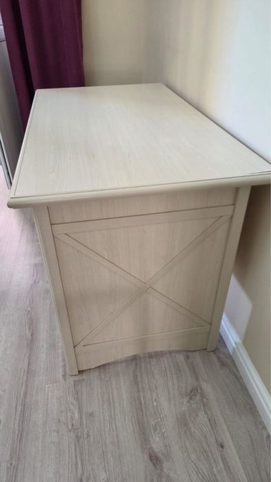 Продается письменый стол