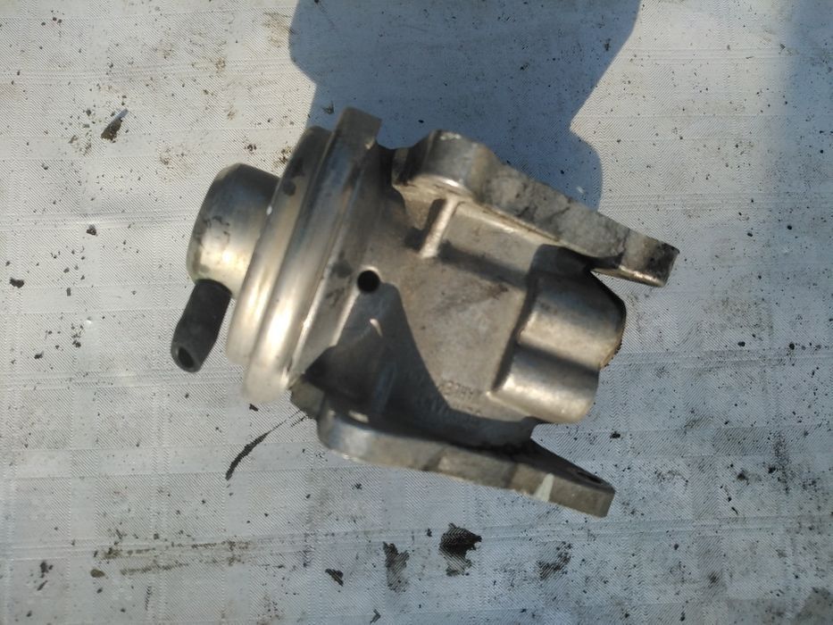 Supapa EGR, Audi A3 8P,motor 1.9 TDI, cod motor BKC, Germania