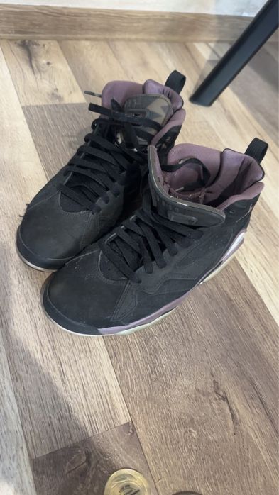 Adidasi Nike WMNS JORDAN:marime 38,5-Nike jumpman Two Trey-marima 37,5(200 lei perechea,trimis la alegere,negociabili)