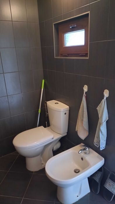 Дава се под наем Къща в с. Поляна, Област Силистра - 200 кв.м за 130000 € - Снимка #17