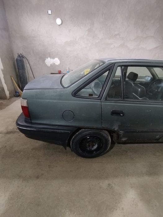 Nexia1 sotiladi 15mil quzov remont qilish kerak lvicxk hoihlghih hoici