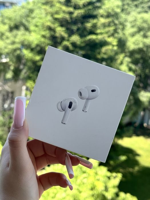 AirPods Pro 2nd gen Type C - кейс + лява слушалка