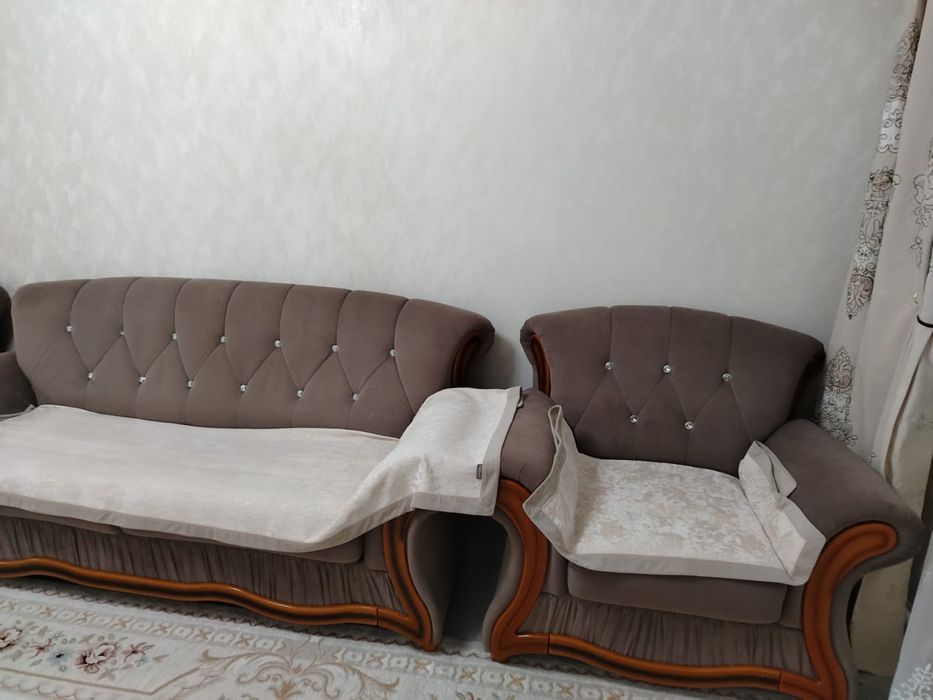 Продам диван(2+1+1),фирма Ariba