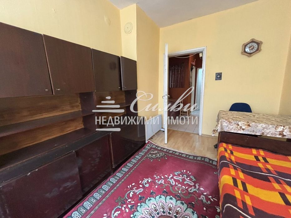 Дава се под наем Двустаен апартамент в Шумен, Добруджански - 60 кв.м за 280.5 € - Снимка #1