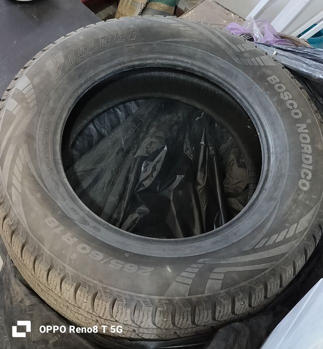 Продам зимние шины (шипы)!