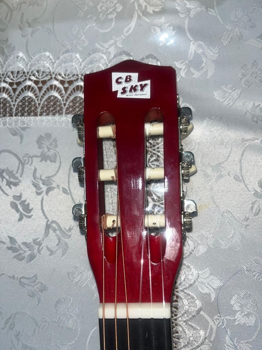 Гитара  кымбат емес