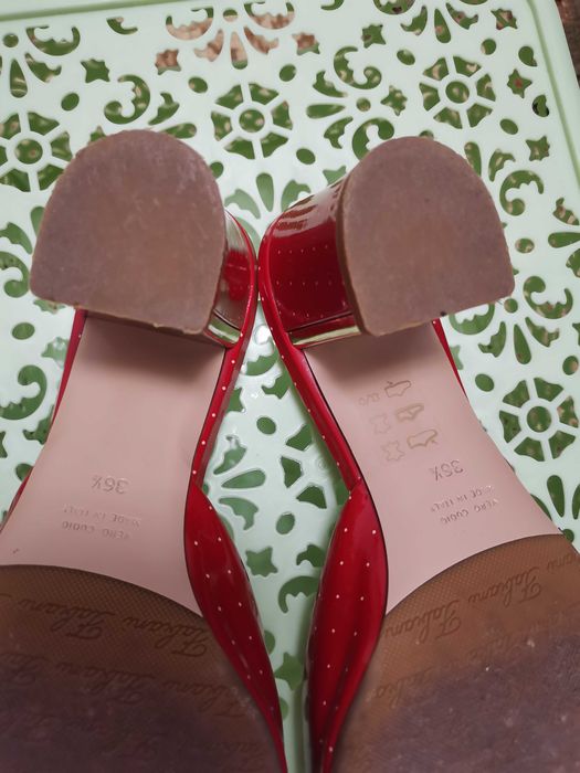 Сабо мюли лакированные