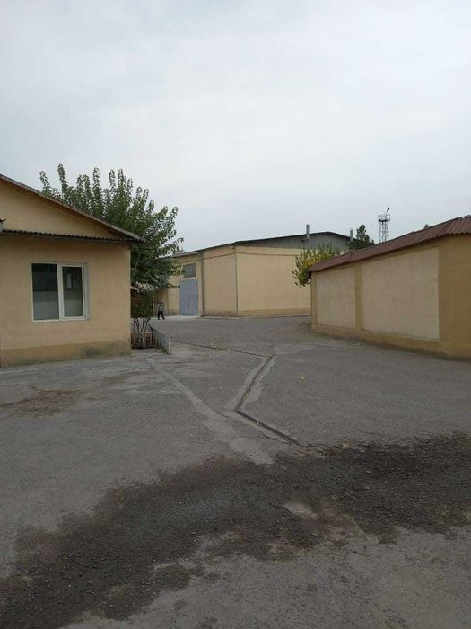 Продаётся 1,5 га производственная база в пос.Ийк оте.