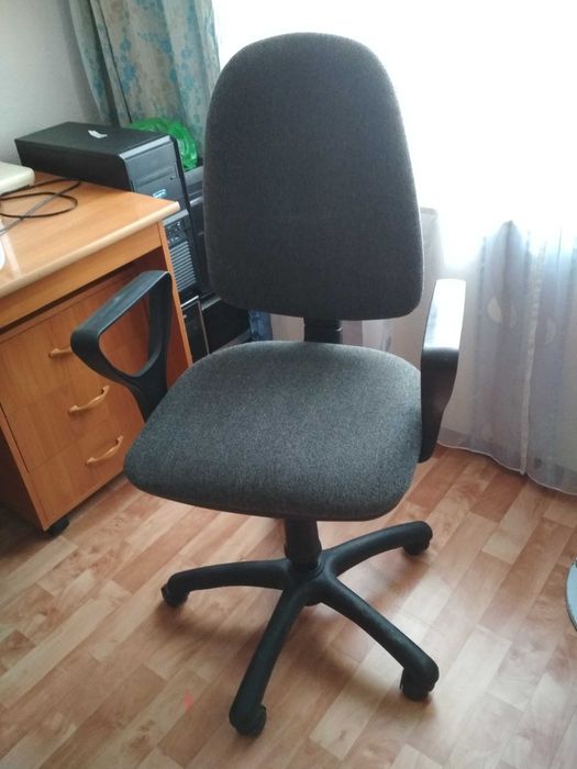 кресло для компьютера,  в отл сост!