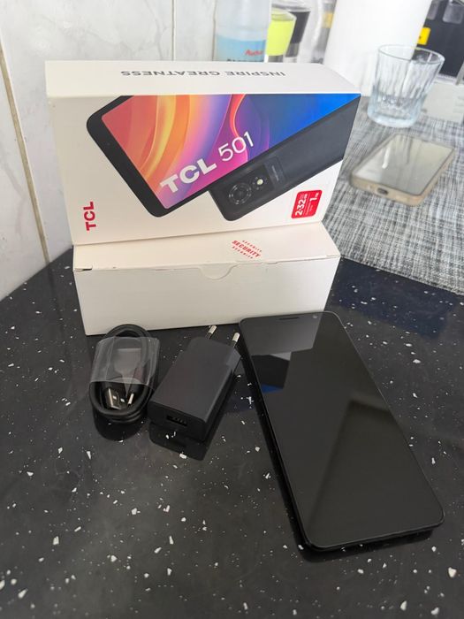 Telefon mobil TCL 501,2GB RAMPrime  Black