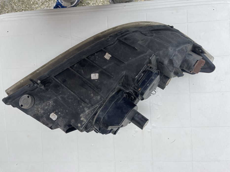 Vand far stanga EUROPA BMW seria 3 E90-E91 VALEO