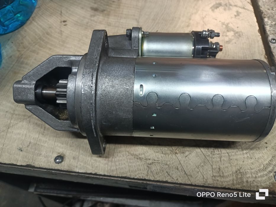 Продам. стартер Газель 100 402.