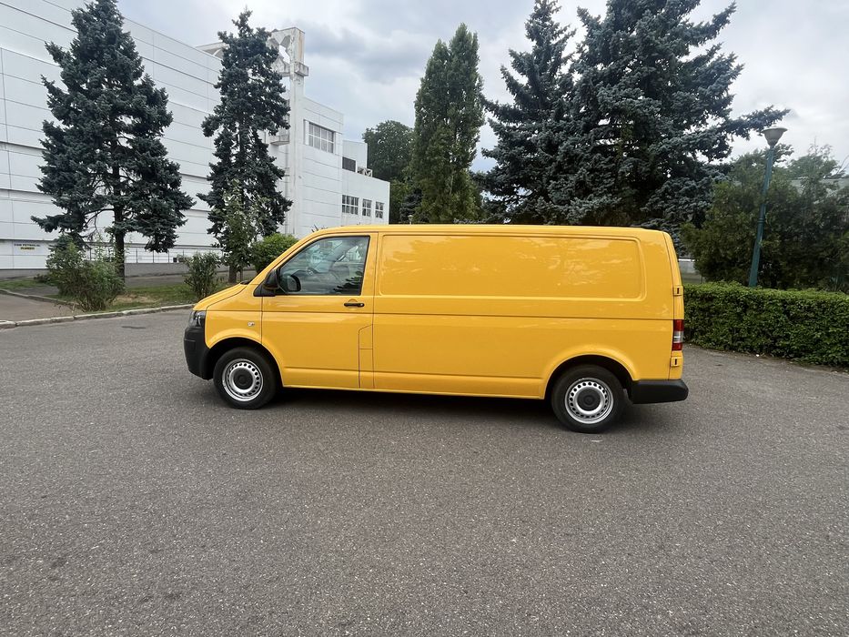 VW T5 Facelift / 2014 / Numere roșii valabile / Varianta Long / AC