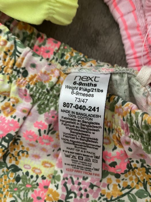 Next 5 pantaloni 74 si rochie next 74