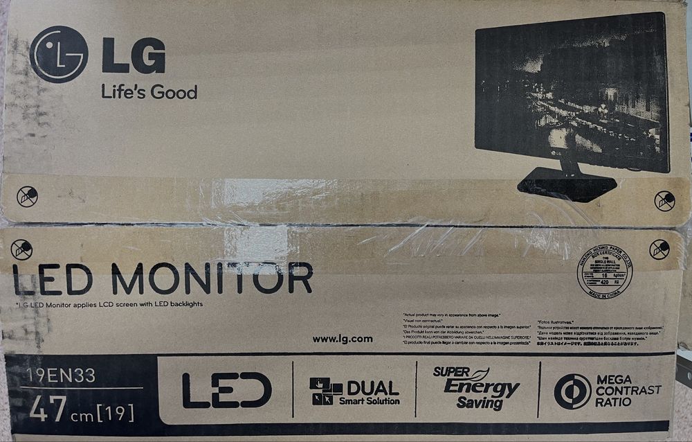 Монитор LG 19EN33S-B