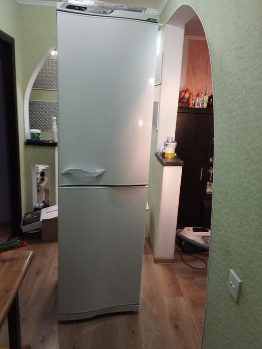 Холодильник ,, АТЛАНТ,,