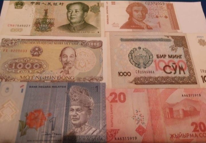 Купюры разных  стран