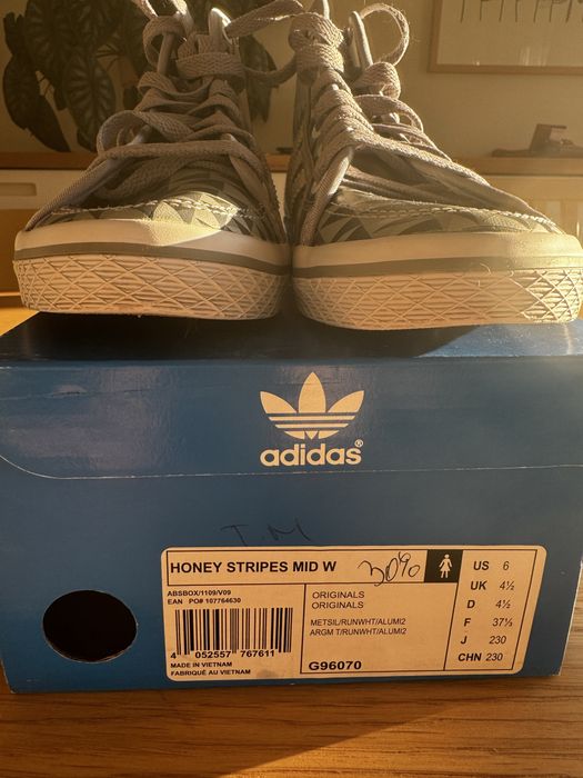 Дамски кецове Adidas Honey Stripes Mid W 37,5 номер