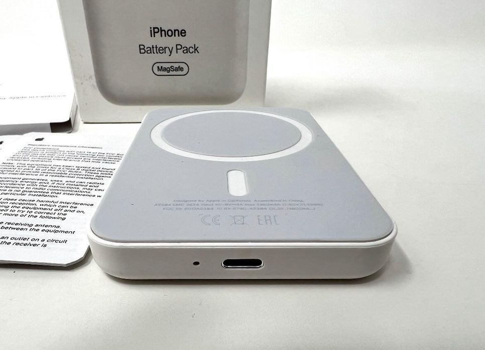 Външна батерия MagSafe Battery за IPhone и устройства с MagSafe