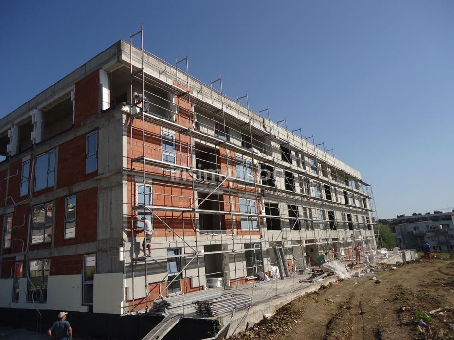 Продава се Двустаен апартамент в София, Малинова долина - 74 кв.м за 1744 €/кв.м - Снимка #2