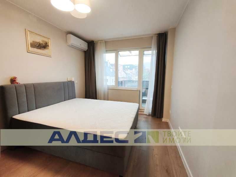 Обзаведен двустаен с паркомясто в Студентски Град!