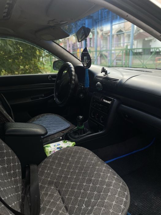ПРОДАМ. Audi A4.