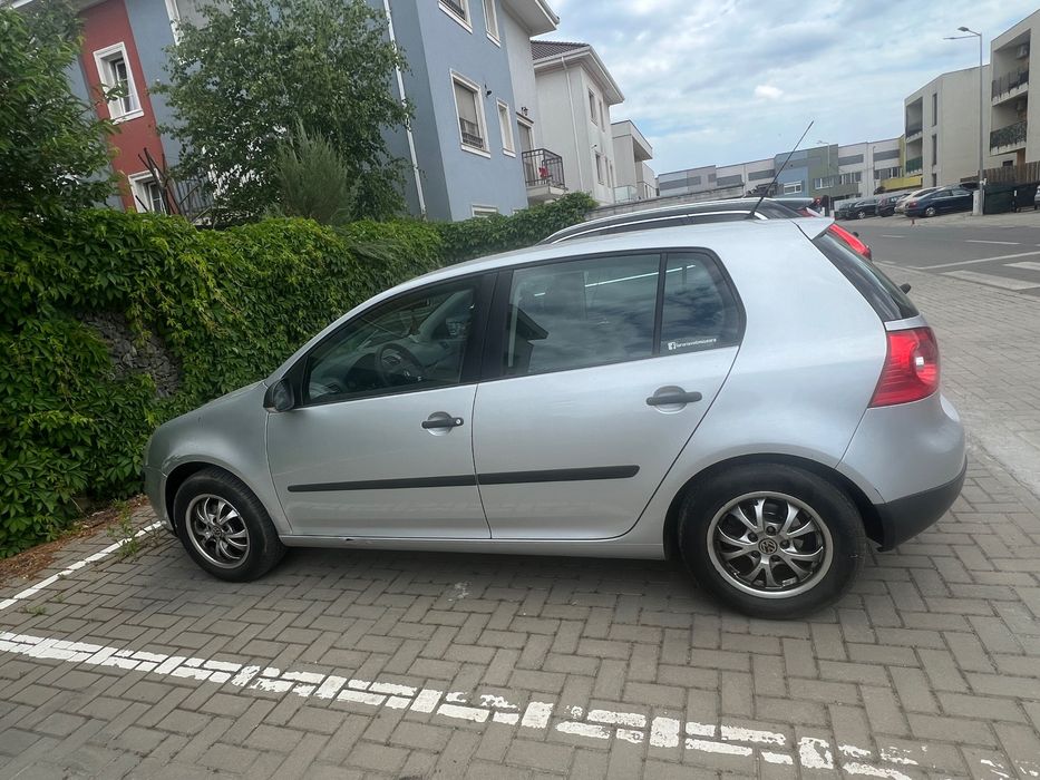 Vand VW Golf 5, an 2007, 155000 KM, 1.6 benzina, 102 CP