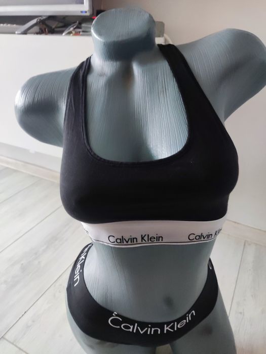 Бюстие Calvin klein