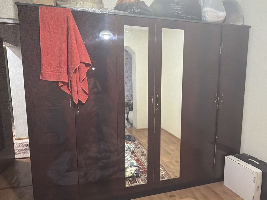 Шкаф сатылады 15 мыңға