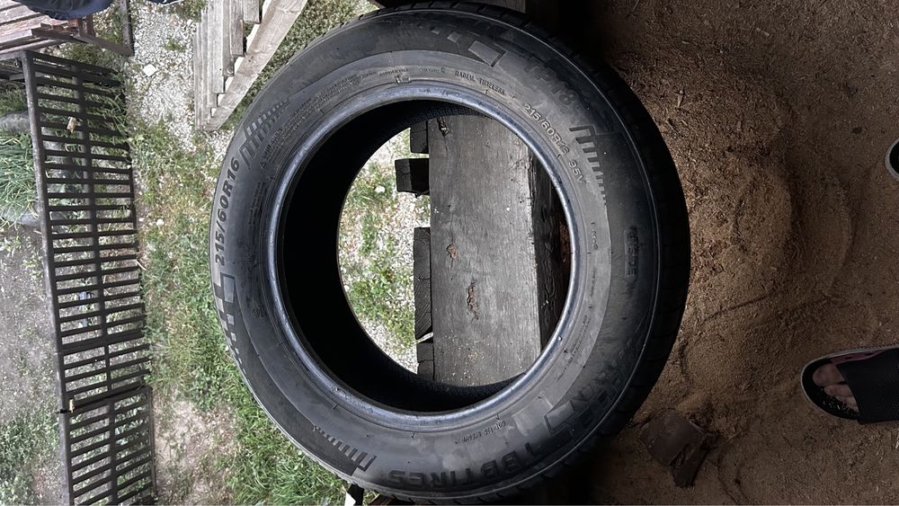 Летние шины 215/60/R16