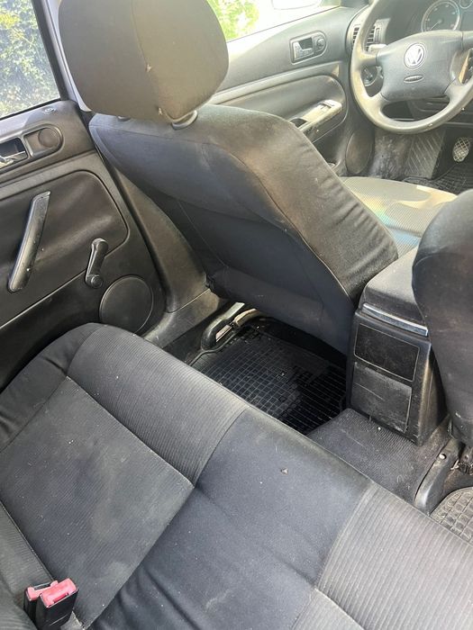 VOLKSWAGEN Passat 0 — imagine 2