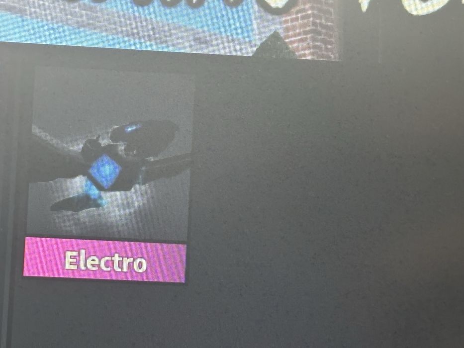 Продаю в мм2 годли