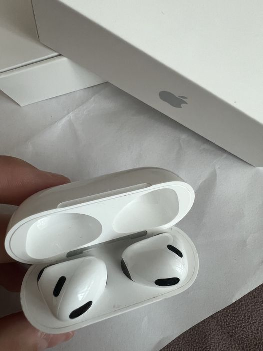 Наушники AirPods 3