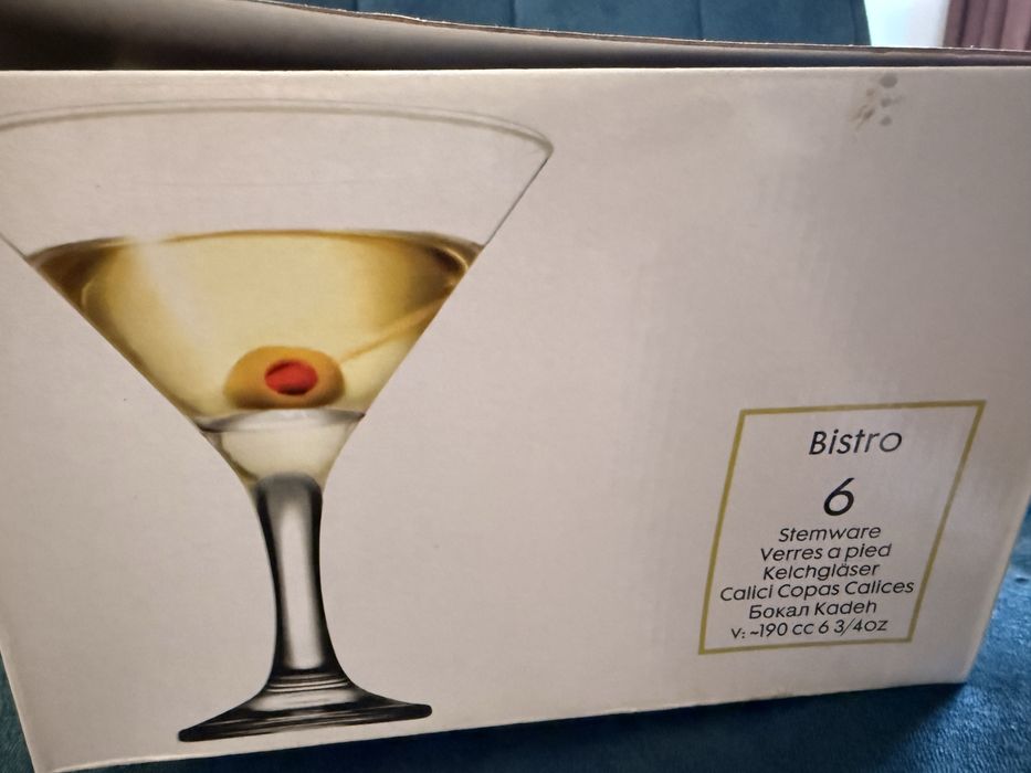 Набор стекляных бокалов