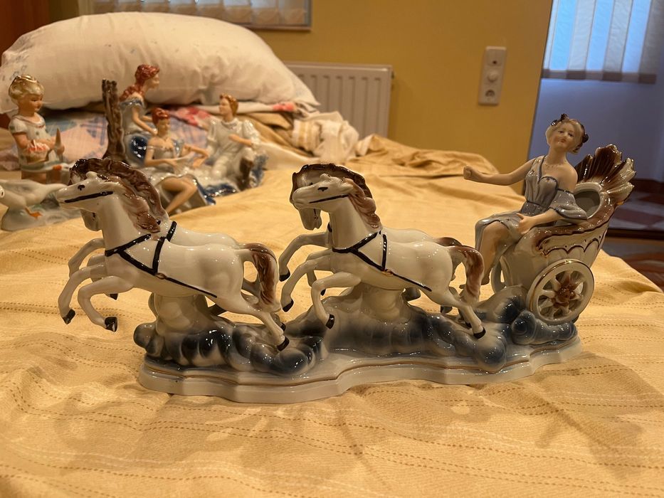 Vând 5 bibelouri portelan