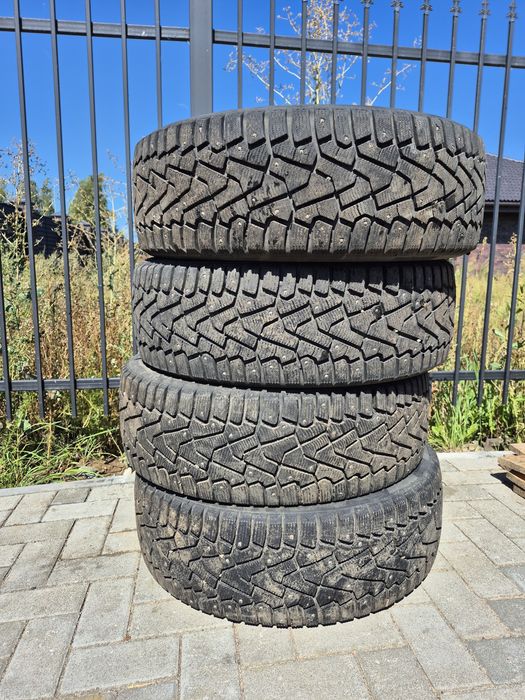 Баллоны Pirelli 235/55 R20 Зима