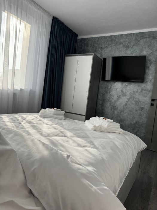 Inchiriez apartament în regim hotelier