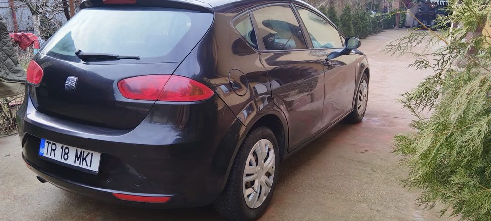 Seat Leon 2011,luna 07,motor 1.4benzina,km reali,acte valabile