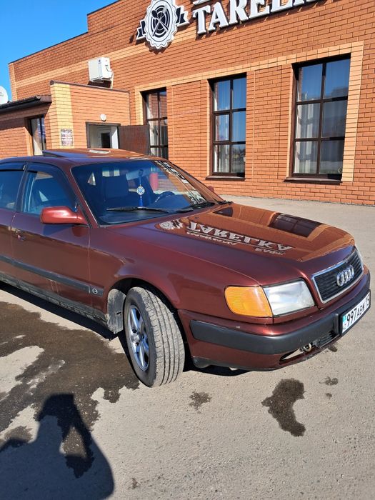 Продам Ауди 100 с4