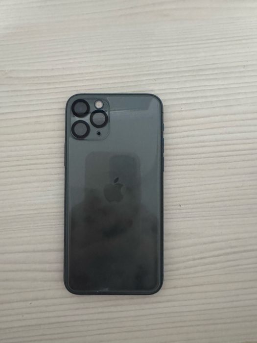 Vând iPhone 11 pro